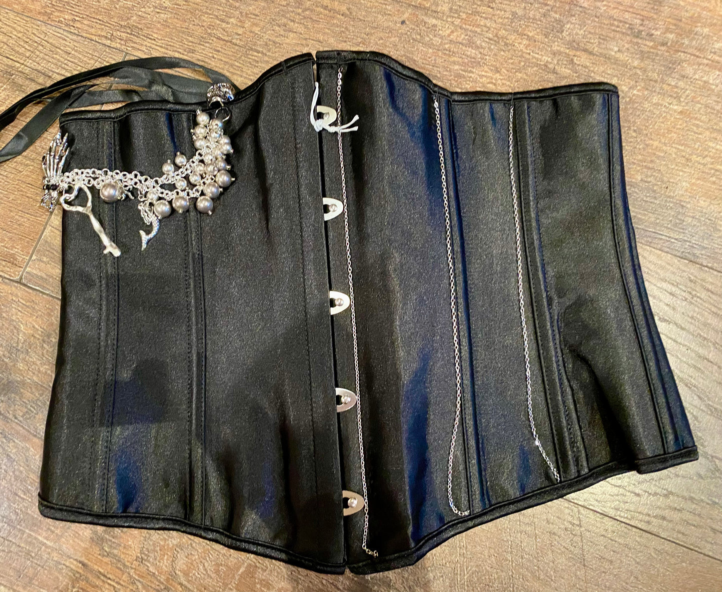 "Pirates just wanna have fun" Underbust Corset